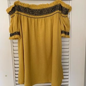 off-the-shoulder top